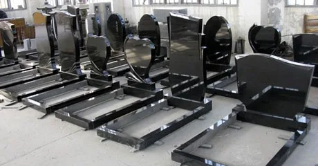 Moumente funerare preturi