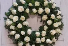 Agentie Servicii Funerare La Capela - Coroane Funerare Medias