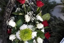 Agentie Servicii Funerare La Capela - Coroane Funerare Medias